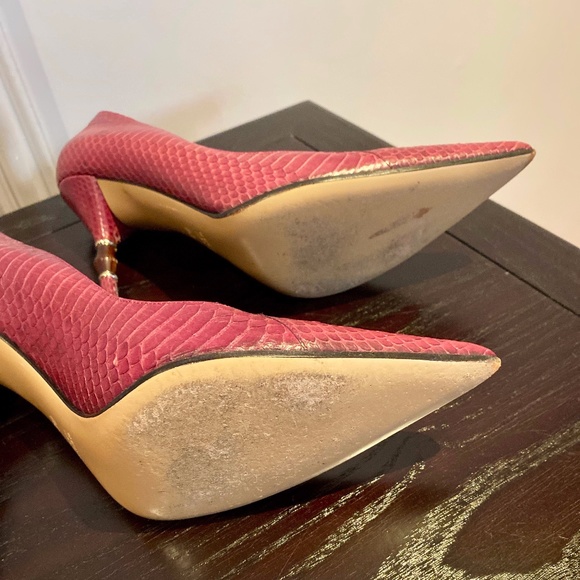 GUCCI SNAKESKIN PUMPS - Picture 7 of 12